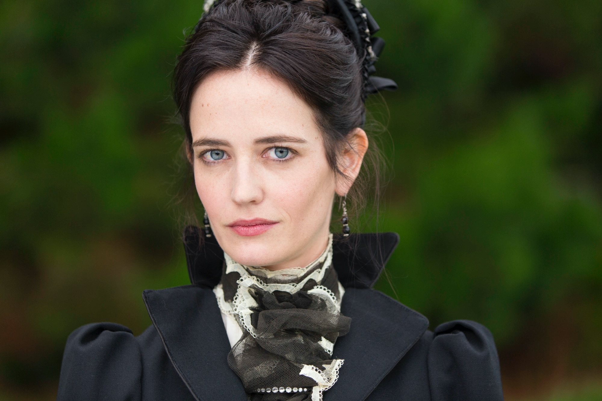 penny-dreadful-neal-street-productions